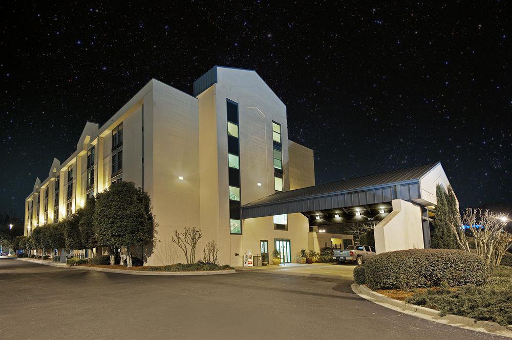 Holiday Inn Express Tallahassee By Ihg Экстерьер фото